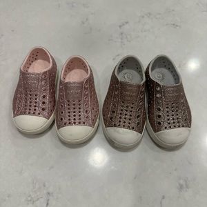 Girl’s Native Shoes (2 pairs) Size C5. Pink glitter and rose gold glitter.